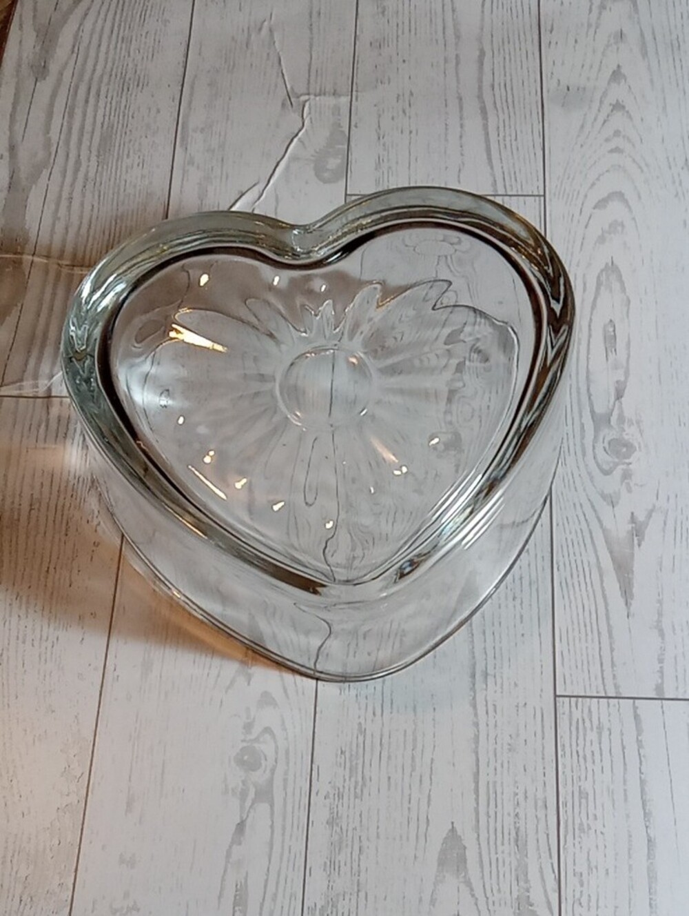 Clear Heart-Shaped Glass Decorative Bowl - Picture 2 of 4